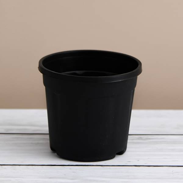 13.1-20 inch (33-51 cm) Planters