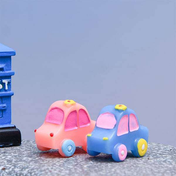 car plastic miniature garden toy (peace color - 2 piece