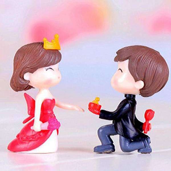 engagement couple plastic miniature garden toys - 1 pair