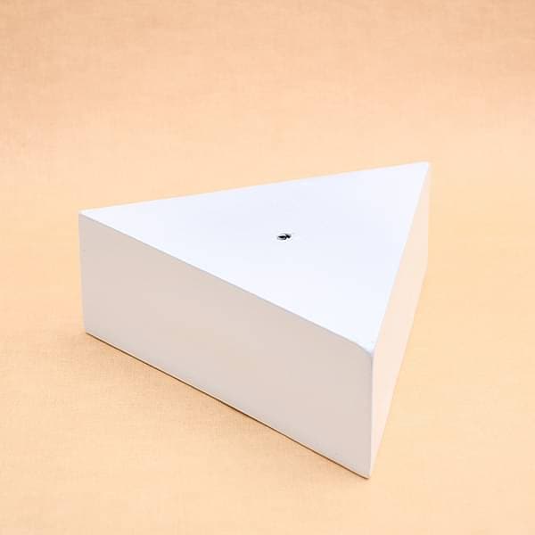 11 inch (28 cm) sml - 007 triangle fiberglass planter (white)